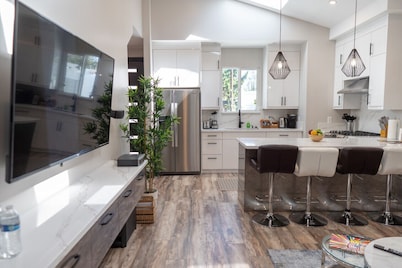 GORGEOUS NEW 3BR HOME w/ ROOFTOP DECK & PARTIAL OUTDOOR KITCHEN BUILT 2022 p57