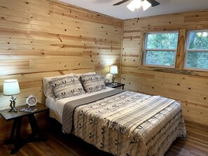 2 slaapkamers, een strijkplank/strijkijzer, wifi, beddengoed