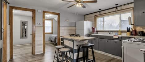 Micro-ondas, fogão, cooktop