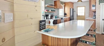 Champaine Beach House - North Beach views in Hampton