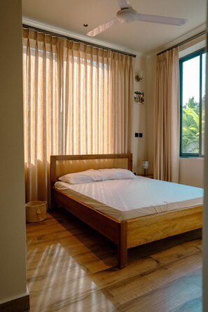 2 bedrooms, WiFi, bed sheets