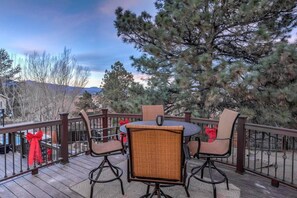 Exterior detail - Entertainer (Colorado Springs)