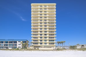 Exterior - ~Large Stunning Luxurious Quiet 4th Floor 3B/2B Condo On Sugar Sands~ (Panama City Beach)