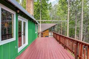 Terrace/patio - Cozy Mi-Wuk Village Cabin: 18 Mi to Dodge Ridge! (Mi-Wuk Village)