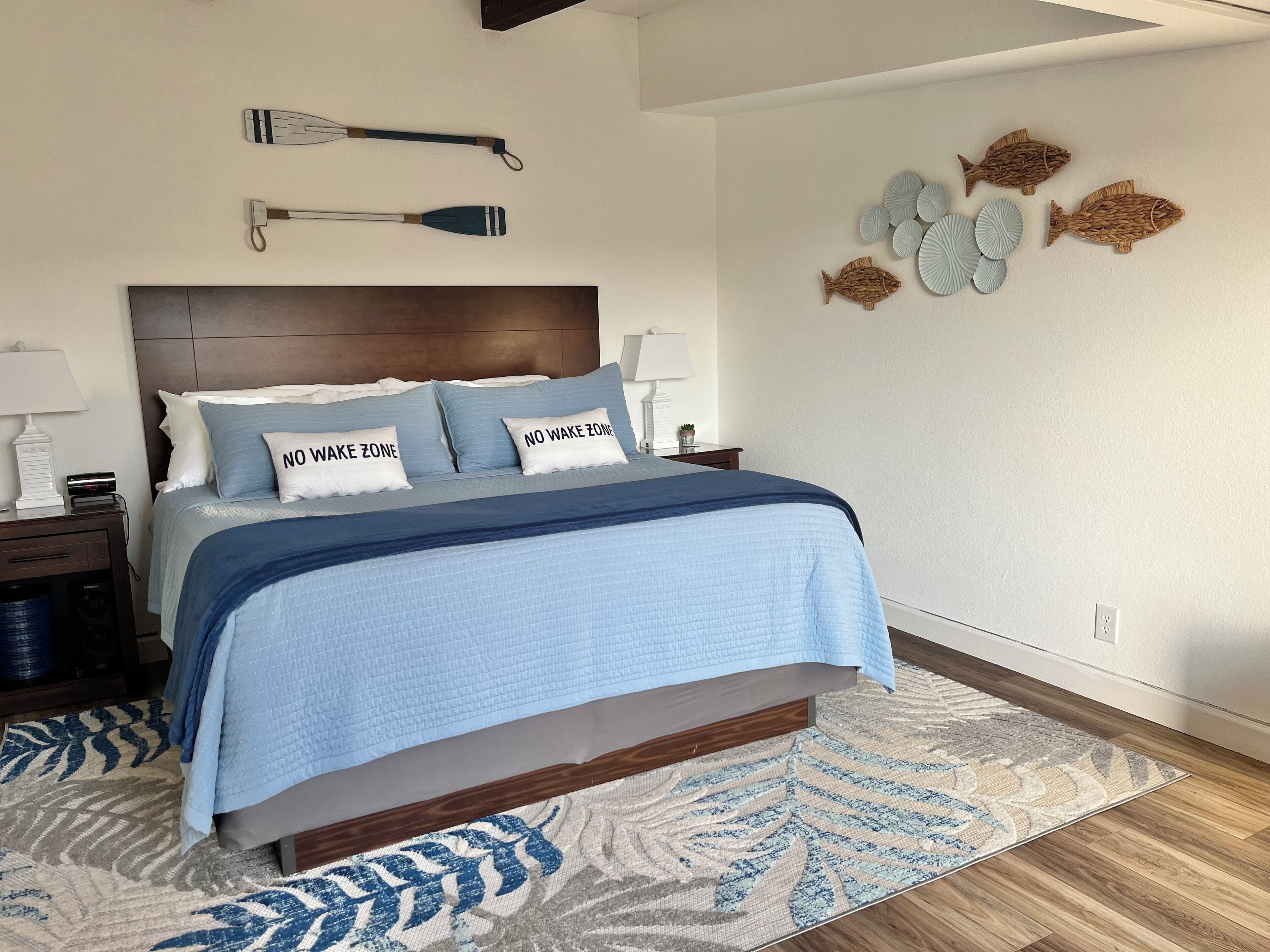 1 室のベッドルーム、アイロン / アイロン台、WiFi (無料)、ベッドシーツ