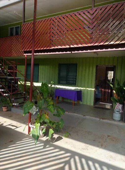 9 bedroom 2 bathroom home