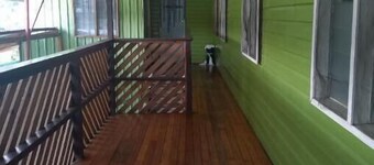 9 Bedroom 2 Bathroom Home