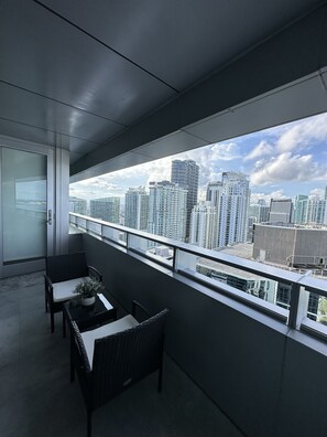 Property grounds - Luxury 1 Bedroom Apartment on BrickellAve
(Miami)