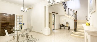 Enormous luxury 3-storey townhouse, rooftop EGAS1-1