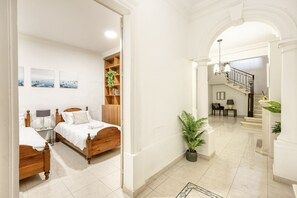 4 Schlafzimmer, Bügeleisen/Bügelbrett, kostenloses WLAN, Bettwäsche