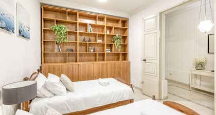 Enormous luxury 3-storey townhouse, rooftop EGAS1-1