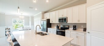 BRAND NEW 2Bed,2Bth+Den GOLF CONDO at THE NATIONAL in Ave Maria.  