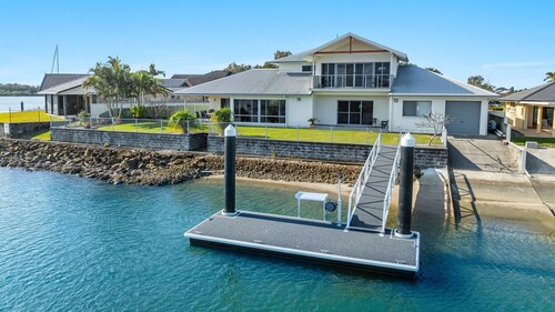 Jeffery River Retreat - Best Sunsets in Yamba - Holiday Yamba