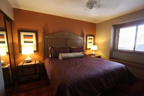 2 Schlafzimmer, Schreibtisch, Bügeleisen/Bügelbrett, WLAN