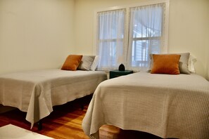 2 soveværelser, strygejern/strygebræt, gratis Wi-Fi, sengetøj