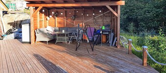 Stunning home in Mykland with WiFi