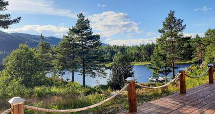 Stunning home in Mykland with WiFi