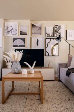 Télévision, espaces bureaux