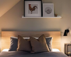 2 habitaciones, tabla de planchar con plancha, cuna de viaje y wifi