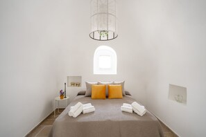 3 chambres, fer et planche à repasser, Wi-Fi gratuit, draps fournis