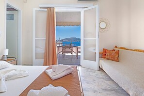 2 bedrooms, free WiFi, bed sheets - Apartment 'Standard  with Sea View 1' with Sea View, Wi-Fi and Air Conditioning (Nikiana)