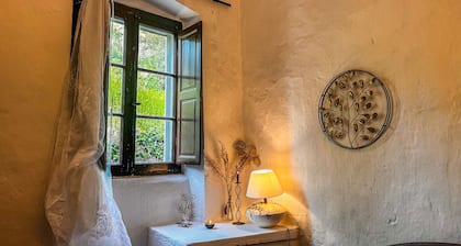 Ferienwohnung 'La Casa Della Lavanda' mit Bergblick, privater Terrasse und WLAN