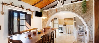Apartment 'La Dimora Del Tempo Perduto' with Mountain View, Shared Terrace and Wi-Fi