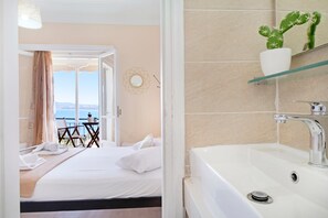 1 bedroom, free WiFi, bed sheets - Studio Apartment 'Standard with Sea View 6' with Sea View, Wi-Fi and Air Conditioning (Nikiana)
