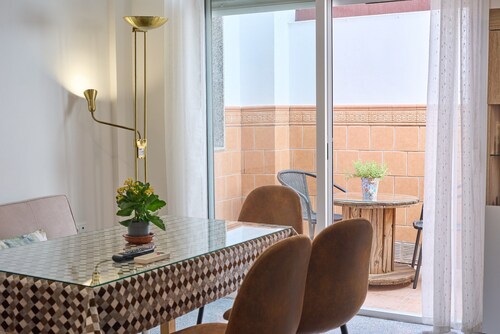 Apartment 'La Molina' with Mountain View, Private Terrace and Balcony