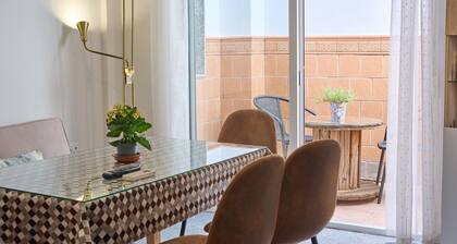 Apartment 'La Molina' with Mountain View, Private Terrace and Balcony