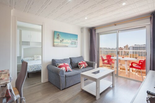 Gandiazar Beach Apartment with Shared Pool, Balcony, and Wi-Fi