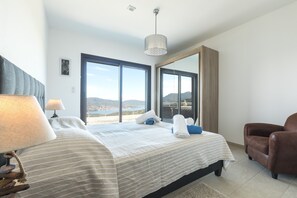 2 bedrooms, free WiFi, bed sheets - Villa 'Bumortu' with Sea View, Wi-Fi and Air Conditioning (Olmeto)