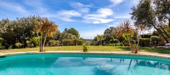 Maison de vacances 'Villa F5 Jardin, Piscine' avec piscine privée, terrasse privée et Wi-Fi