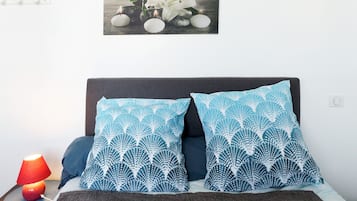 1 Schlafzimmer, BĂŒgeleisen/BĂŒgelbrett, kostenloses WLAN, BettwĂ€sche