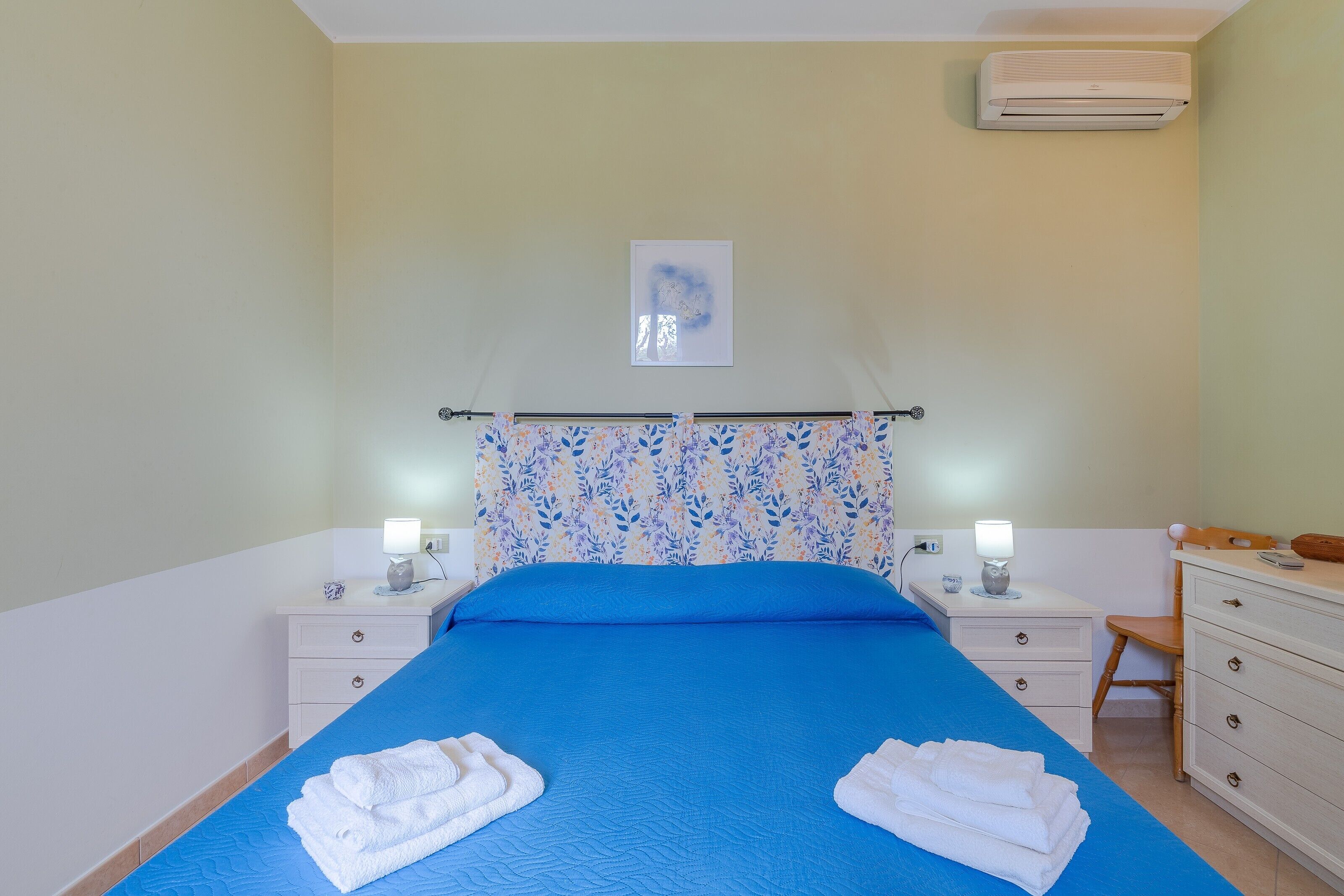 2 chambres, fer et planche à repasser, Wi-Fi gratuit, draps fournis