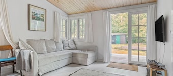 Nice home in Frederiksværk with WiFi