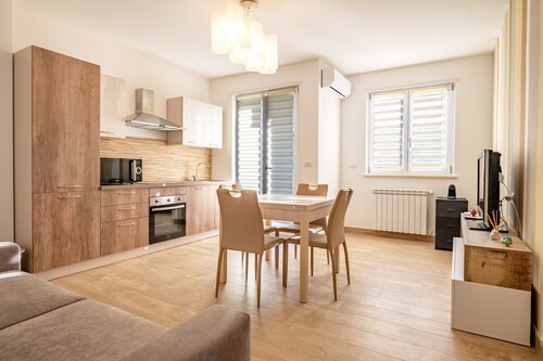 Holiday Home 'Casadamare Salento' with Balcony, Wi-Fi and Air Conditioning