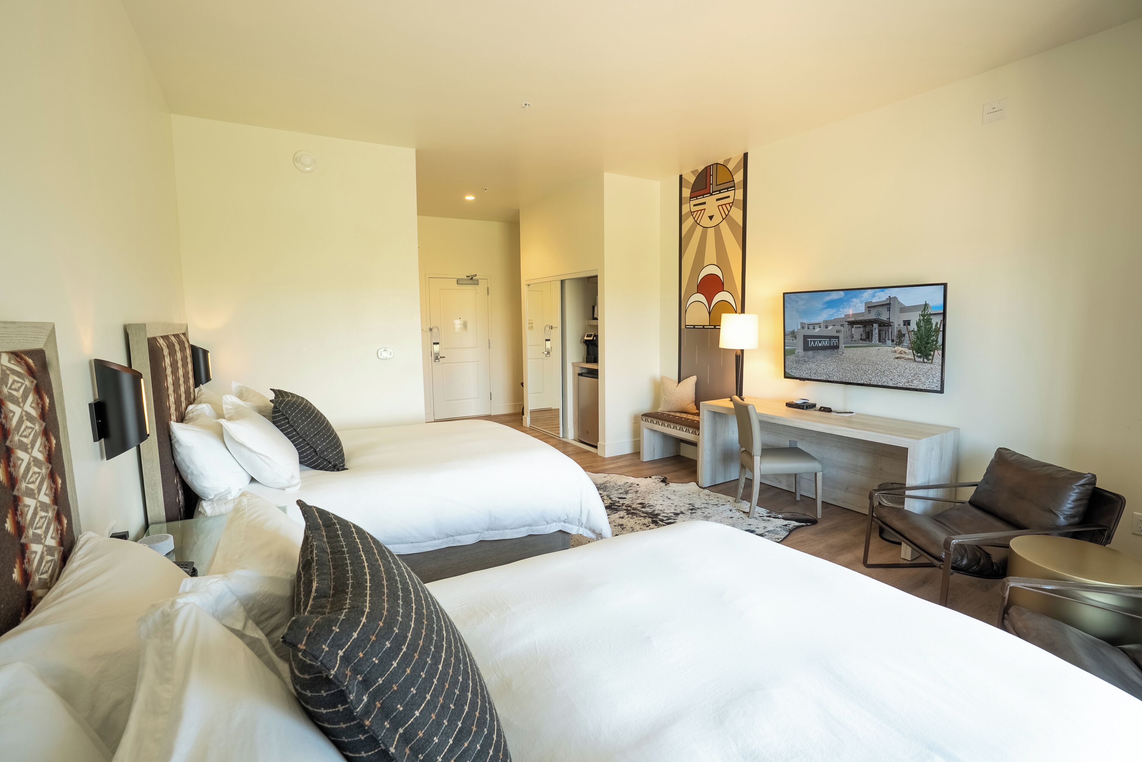 Standard Room, 2 Queen Beds | Premium bedding, pillow-top beds, in-room safe, desk