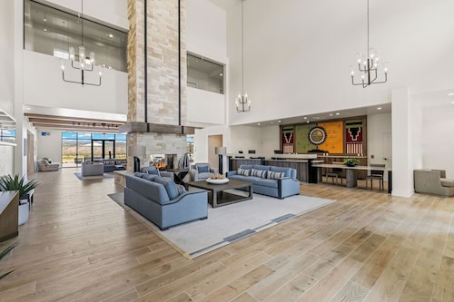 Taawaki Inn - Cottonwood, an Ascend Collection Hotel