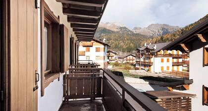 Appartement 'Résidence Malibu Appartamento 5' avec vue sur les montagnes et Wi-Fi