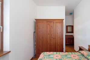 1 bedroom, free WiFi, bed sheets - Apartment 'Residence Malibu Appartamento 2' with Mountain View and Wi-Fi (Falcade)
