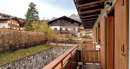 Apartment 'Residence Malibu Appartamento 7' with Mountain View and Wi-Fi