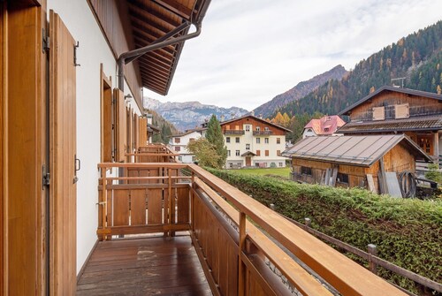 Apartment 'Residence Malibu Appartamento 7' with Mountain View and Wi-Fi