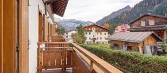 Apartment 'Residence Malibu Appartamento 7' with Mountain View and Wi-Fi