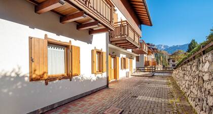 Apartment 'Residence Malibu 3' with Mountain View and Wi-Fi
