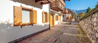 Apartment 'Residence Malibu 3' with Mountain View and Wi-Fi