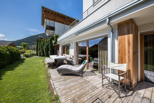 Appartement "Résidence Latemarblick" avec vue sur les montagnes, terrasse privée et Wi-Fi