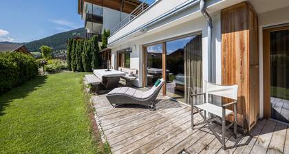 Appartement "Résidence Latemarblick" avec vue sur les montagnes, terrasse privée et Wi-Fi
