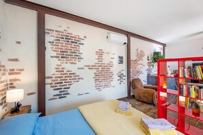 Wi-Fi gratuit, draps fournis