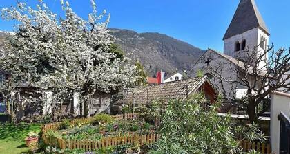 Ferienwohnung 'Wohnung Morgenduft Schnalserhof' mit Bergblick, Gemeinschaftsterrasse und WLAN